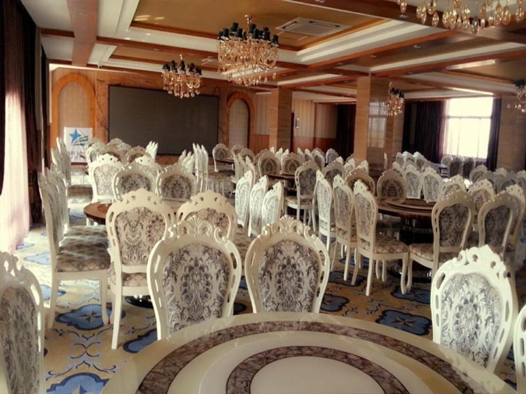 Star World Hotel Naypyidaw Extérieur photo