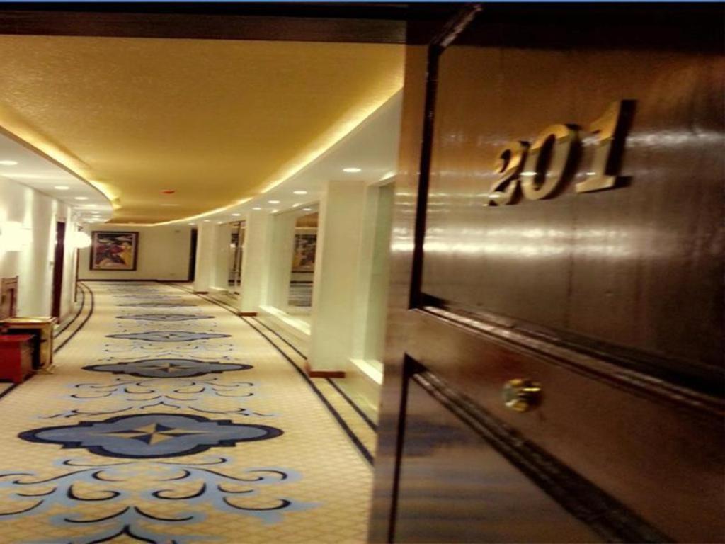 Star World Hotel Naypyidaw Extérieur photo