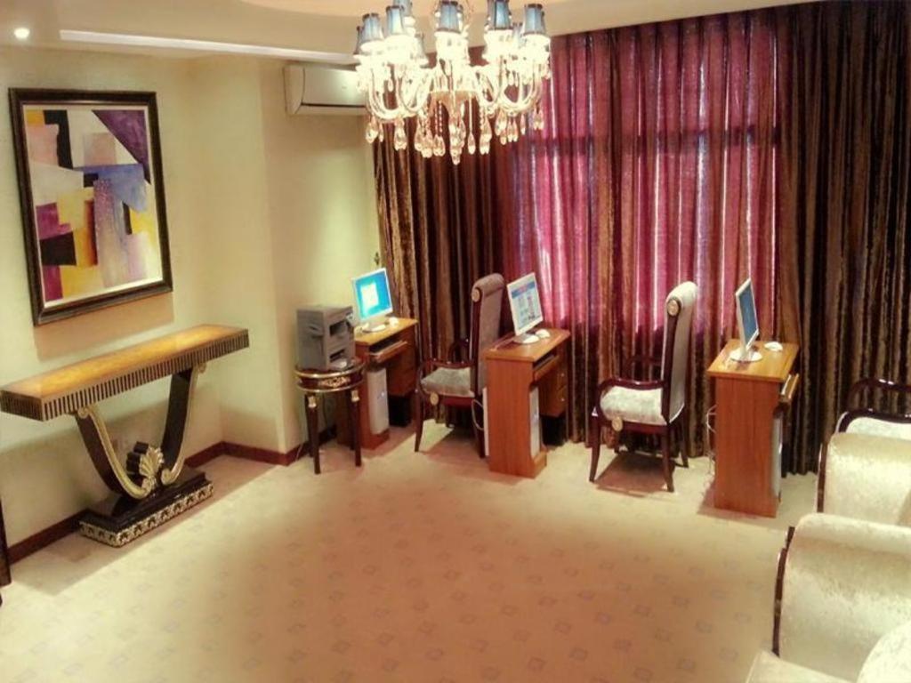 Star World Hotel Naypyidaw Extérieur photo