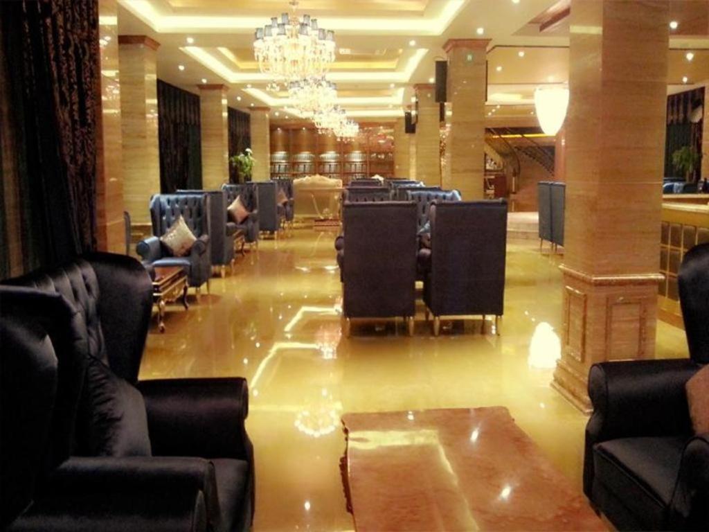 Star World Hotel Naypyidaw Extérieur photo